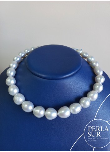 Necklace 10x14mm Oval Semiround Australian Pearls