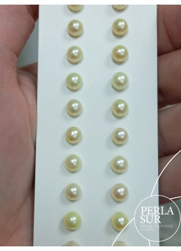 Pair 5'5-6mm Half drilled Golden