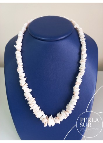 Collar escamas coral rosa