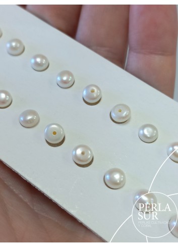 Pair 5-5'5mm Button Half drilled White