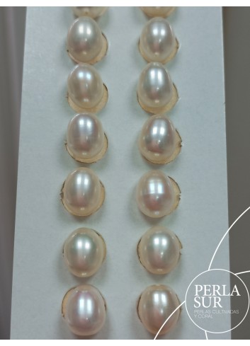 Pair Drop 7'5/8x9'5mm 1/2drilled White