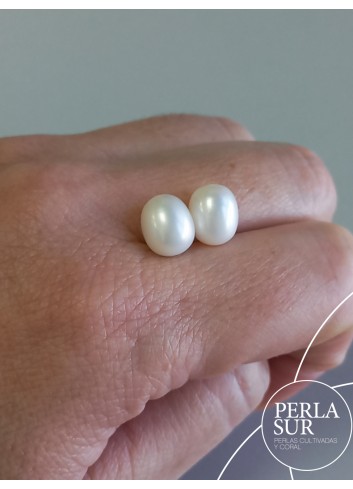 988515-Pair Drop 8x10mm 1/2drilled White