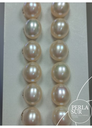 Pair Drop 9x10mm 1/2drilled White