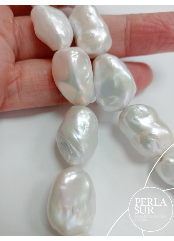 Hilo perla "nugget" 35x20mm blanca
