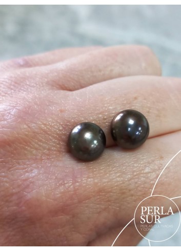 Pair 10mm Button Half drilled Peacock