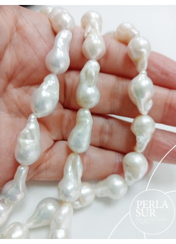 Hilo perla barroca 9-10mm flameball blanca