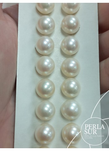 Pair 9´5-10mm Half drilled AAA