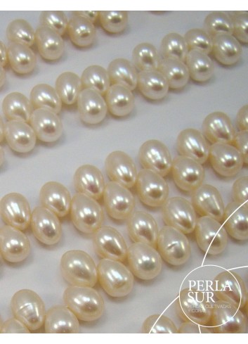 Hilo perla oval cruzada 6-7mm blanca