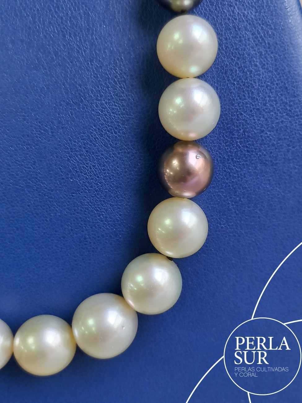 Collar perla A+T+G 9'5 a 13'5mm 61p 68cm