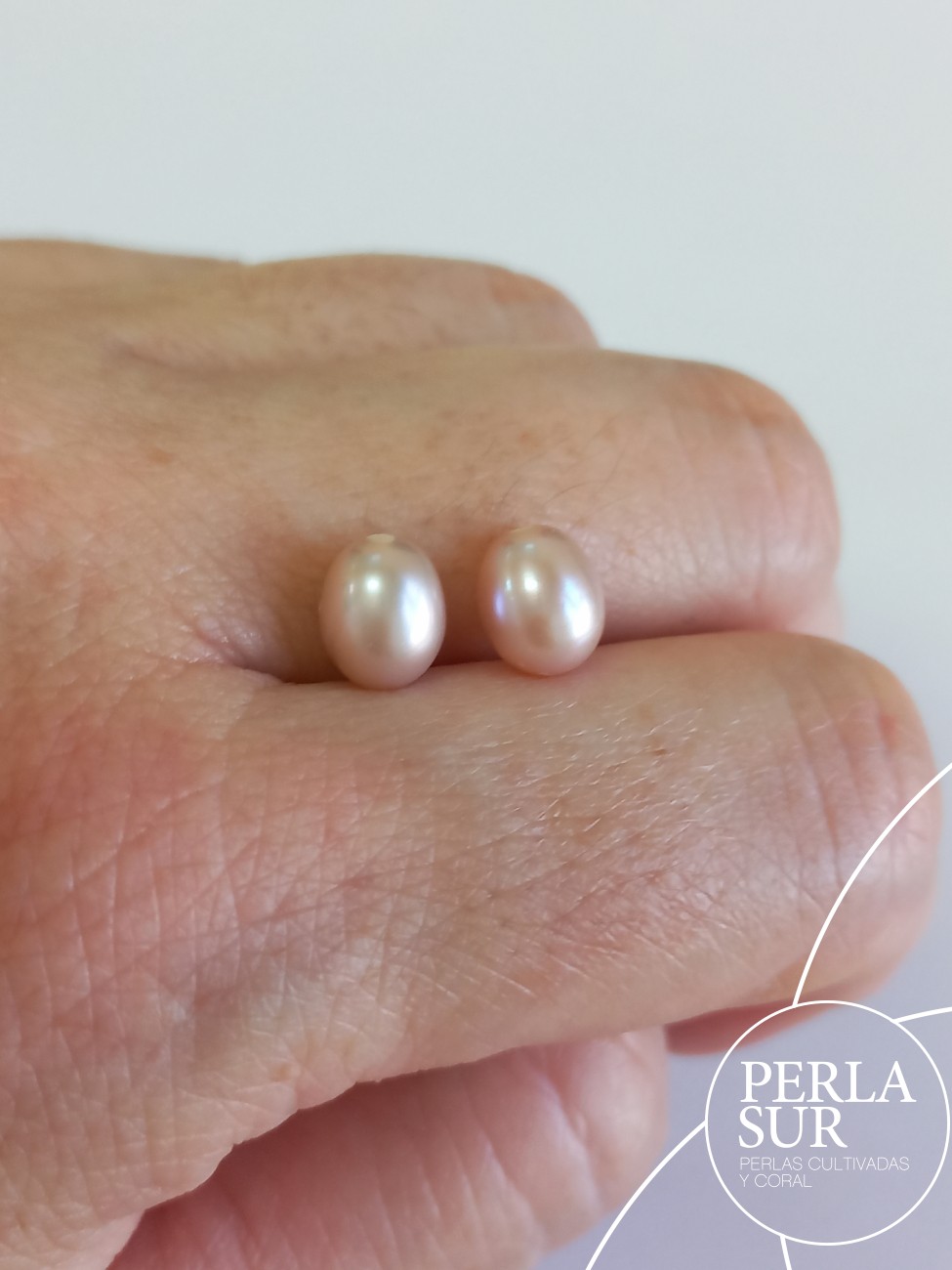 Pareja Perla 6'5-7mm Lila Oval 1/2T. Color Natural