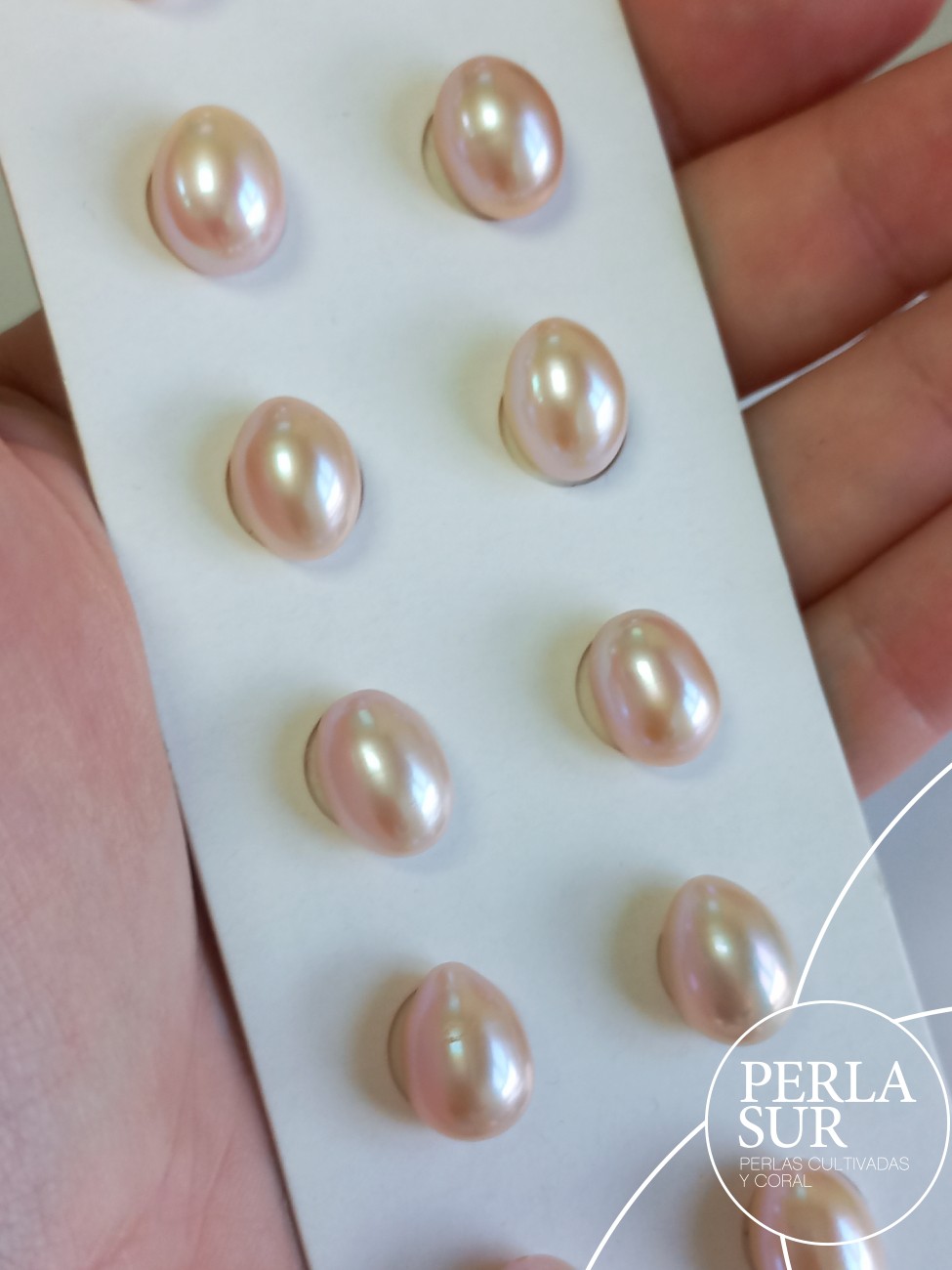 Pareja Perla 8'5-9x10mm Salmón Oval 1/2T. Color Peach Fuzz