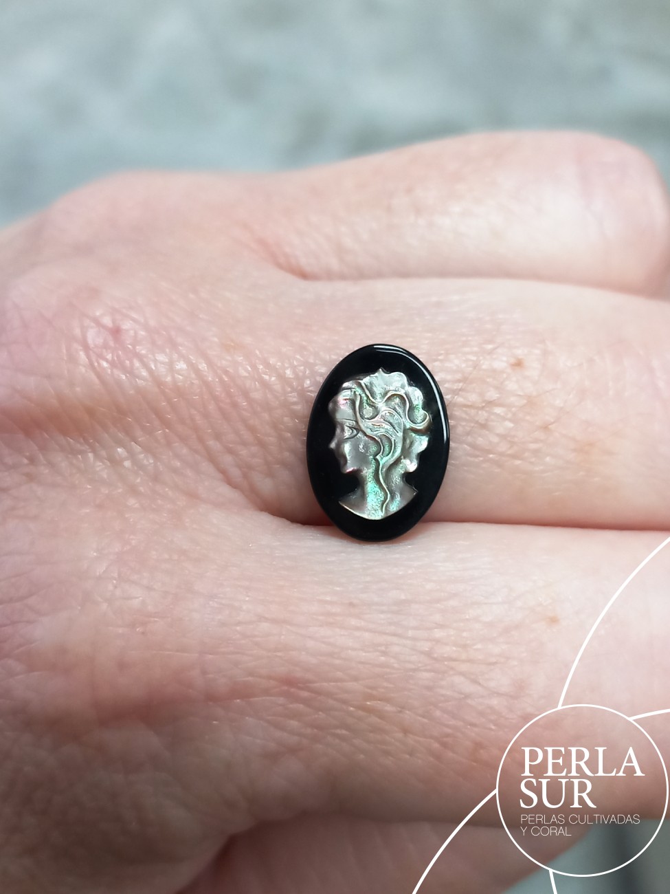 Sara 10x14mm Camafeo Nácar Tahití + Ónix
