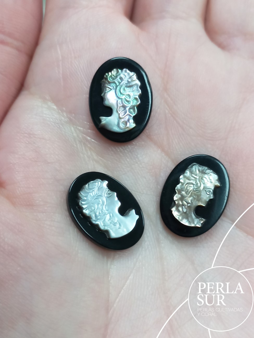 Victoria 12x16mm Camafeo Nácar Tahití + Ónix