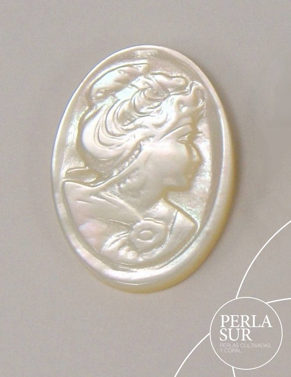 Agnes 13x18mm Camafeo Nácar Australiana
