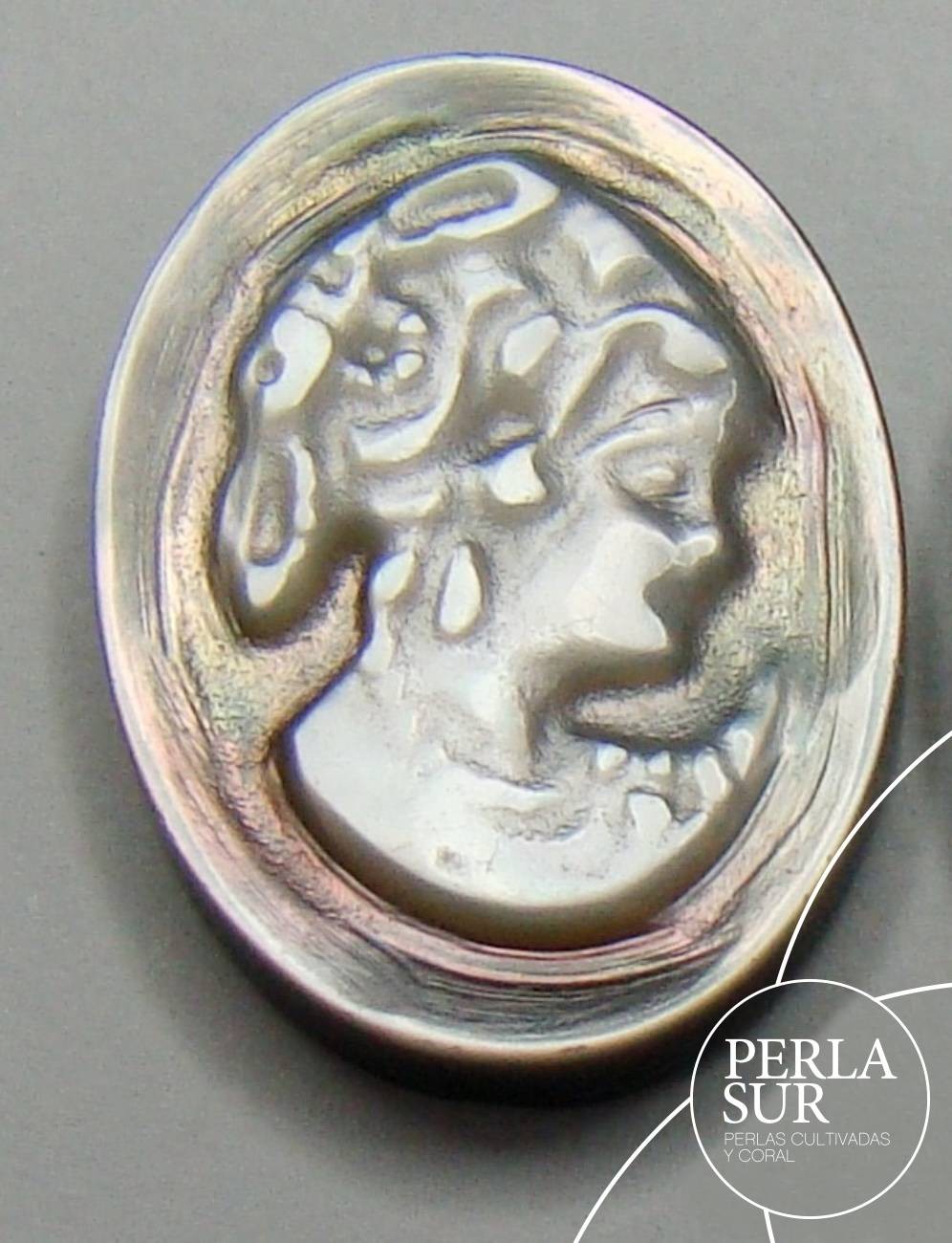 Helena 10x14mm Camafeo Nácar Tahití