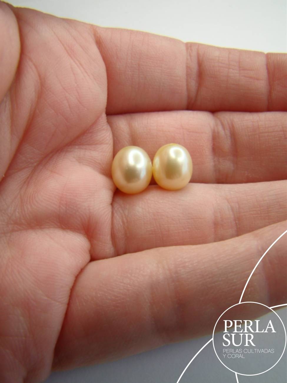 Pareja Perla 7'5-8mm Golden 1/2T.Oval