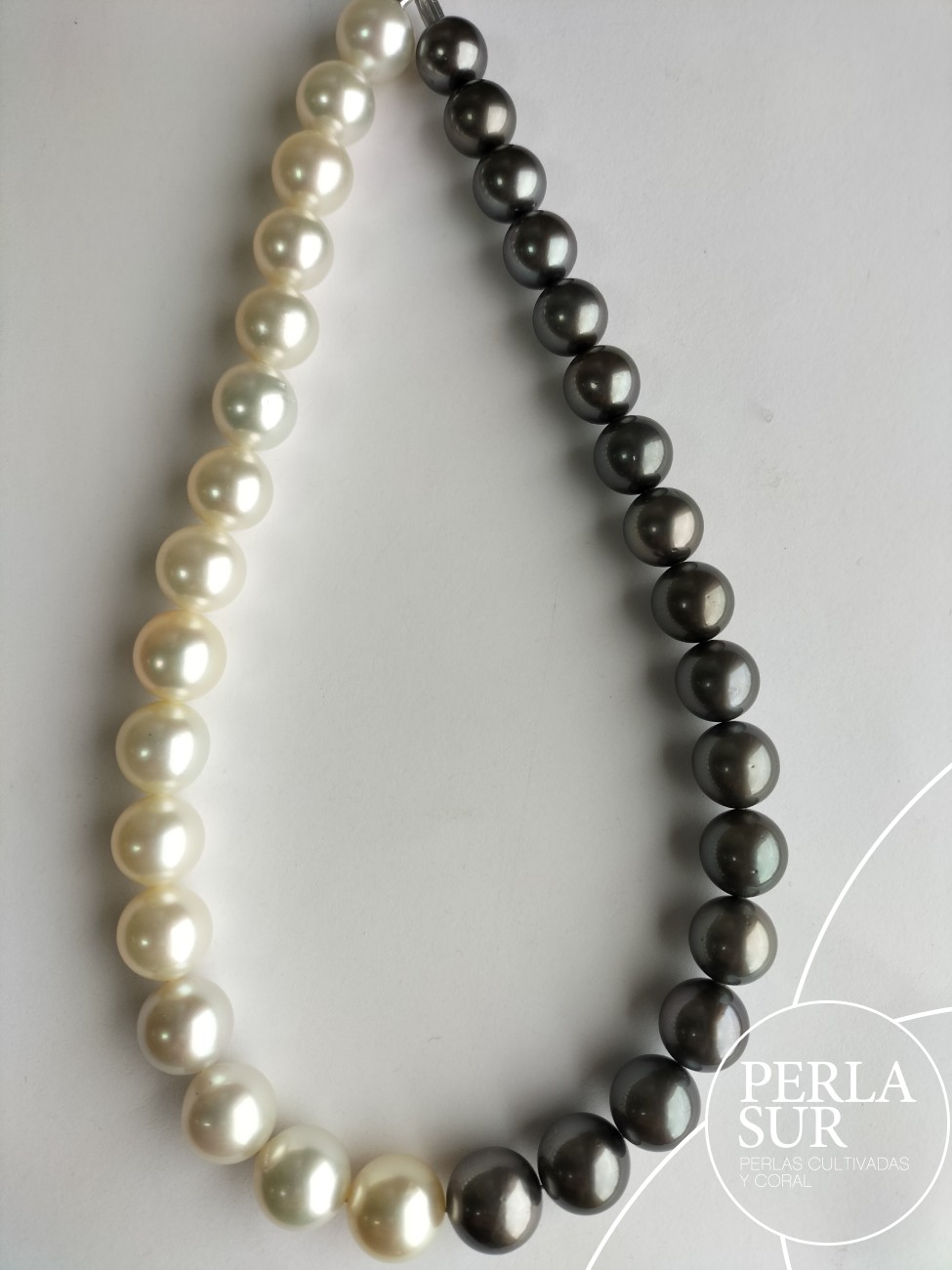 Collar perla A+T 12 a 14mm Bicolor 33p 41cm
