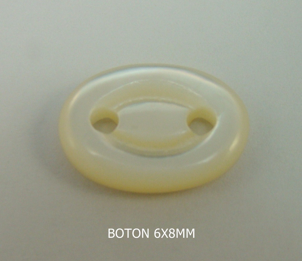 Botón Aus. 6x8mm
