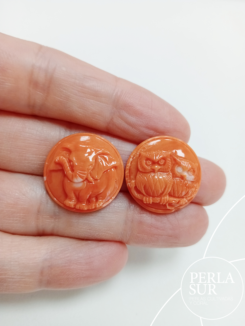 Cabujón Elefante 15mm Coral Japonés
