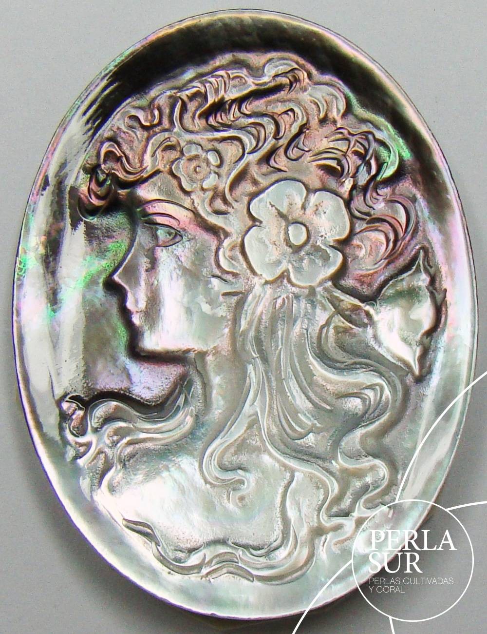 Adela 22x30mm Camafeo Nácar Tahití