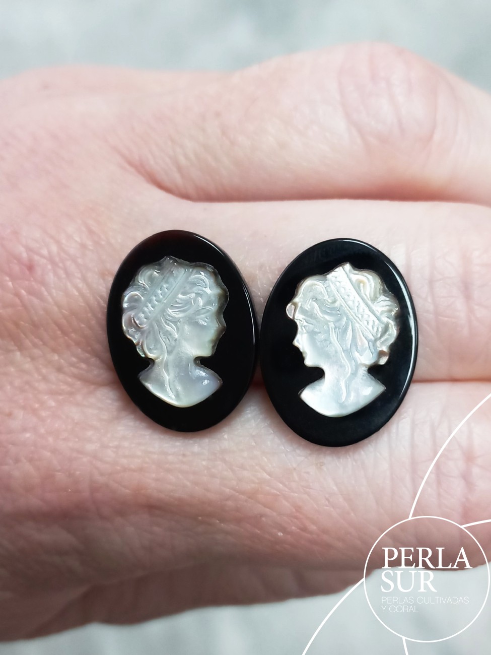 Par 15x20mm Atenea Camafeos Nácar Tahití + Ónix