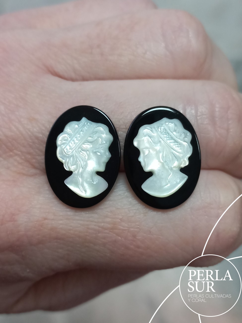 Par 15x20mm Atenea Camafeo Nácar Australiana + Ónix