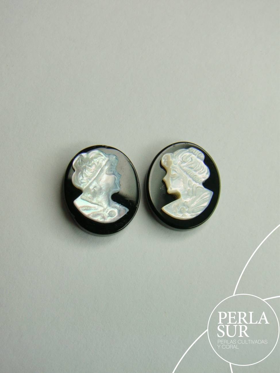 Par 10x12mm Agnes Camafeo Nácar Australiana + Ónix