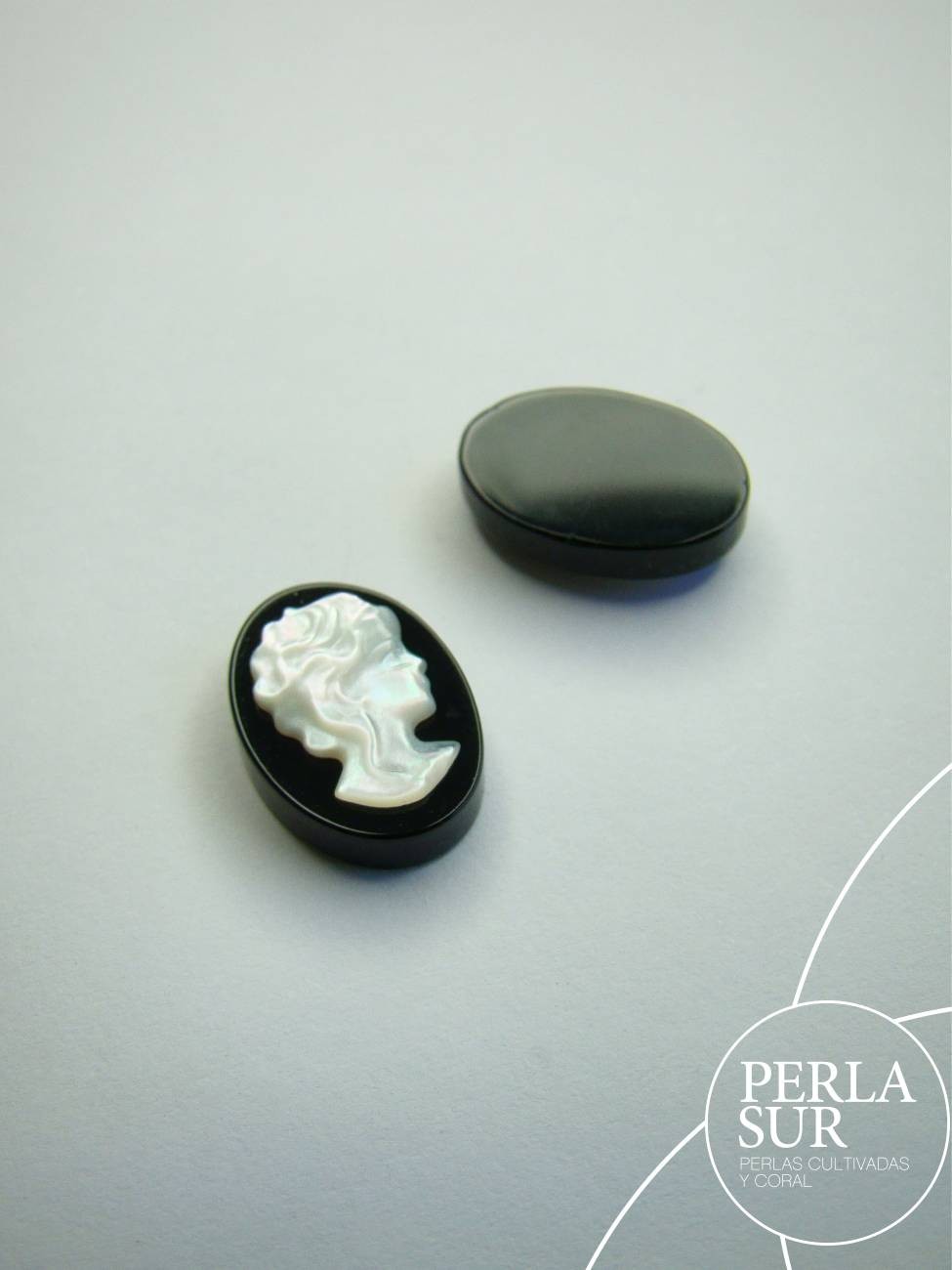 Par 10x14mm Sara Camafeo Nácar Australiana + Ónix