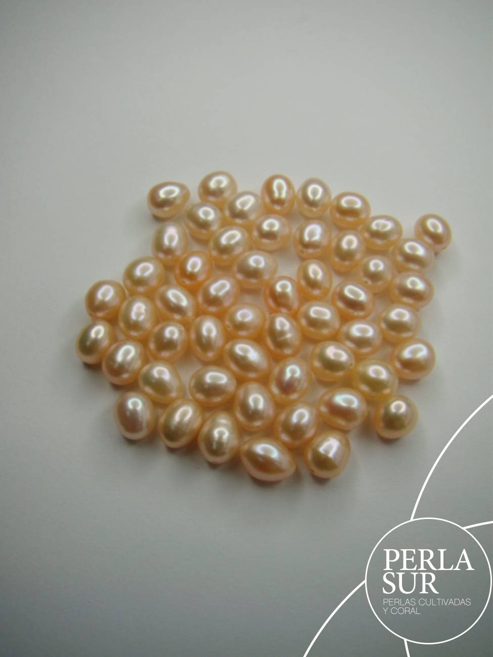 Perla suelta 5'5-6mm Oval PASADA Salmón (CN)