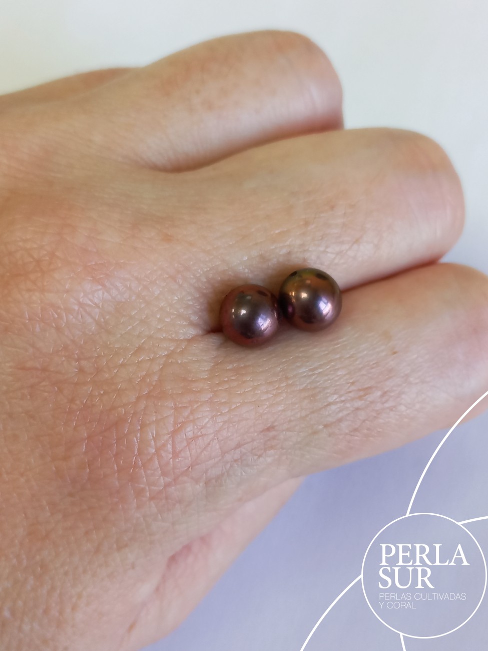 Pareja perla 1/2t 7-7'5mm berengena peacock