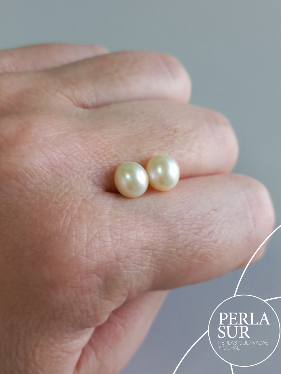 Pareja Perla Oval 6'5-7x7mm 1/2T. Blanca