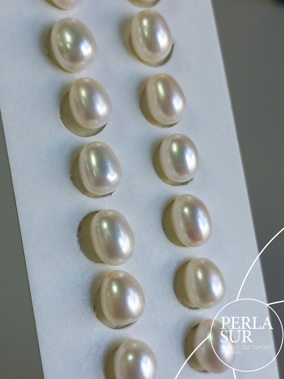 Pareja Perla Oval 7x9mm 1/2T. Blanca