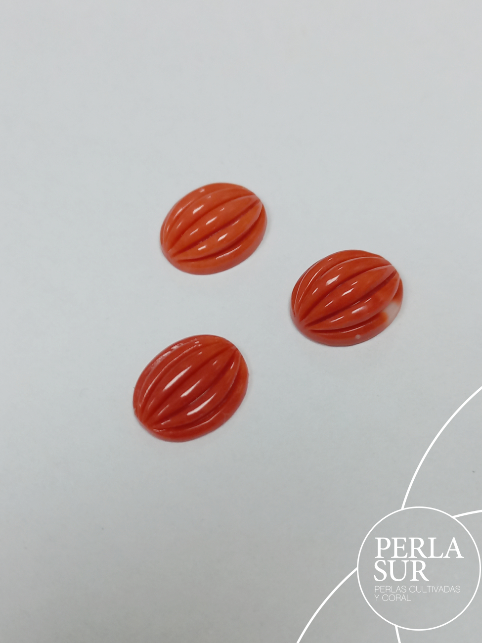 Cabujón 10x12mm Oval Galloneado Vertical Coral Japonés - Imagen 3