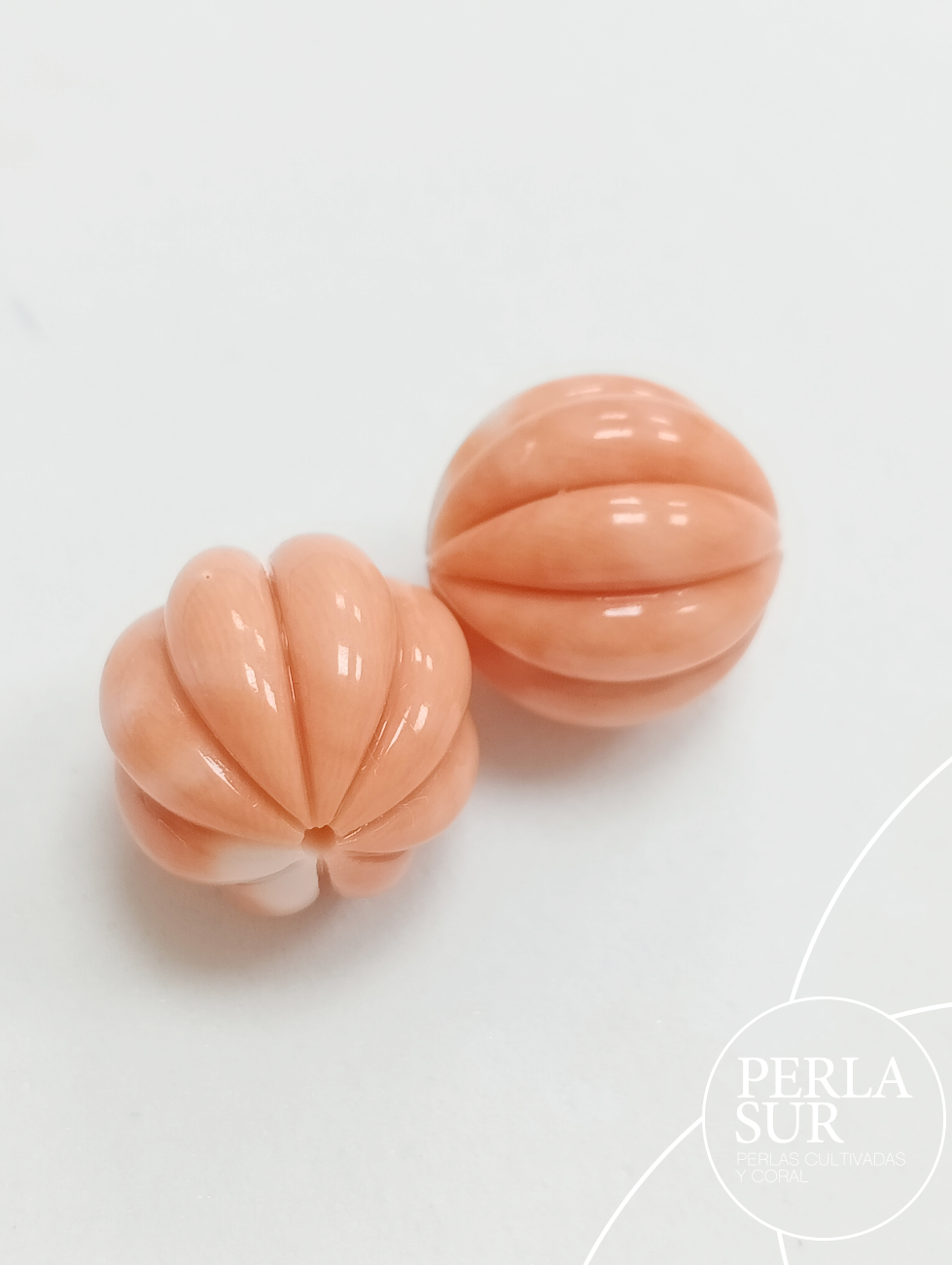 Pareja Bolas Pasadas 14mm Galloneadas Coral Japonés