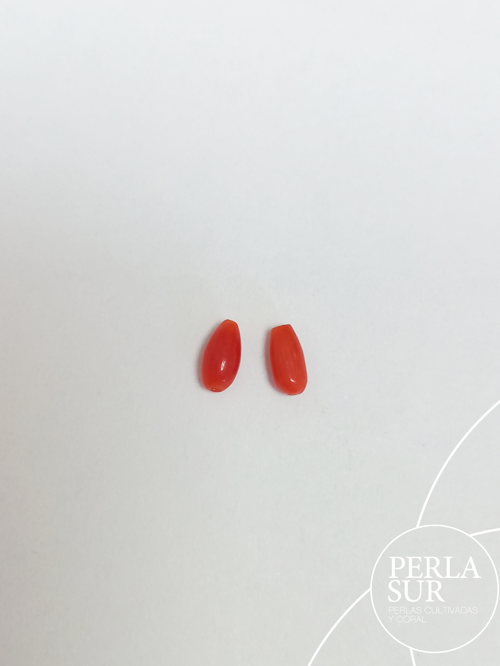 Par Perillas 7x3'5mm PASADAS Coral Mediterráneo